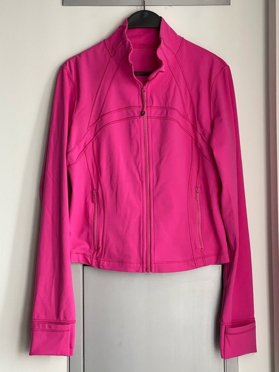 lululemon athletica Jackets & Blazers - NWOT LULULEMON Define Cropped Jacket - Bright Pink